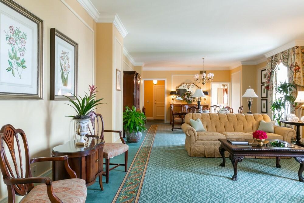 The Hermitage Hotel photo 2