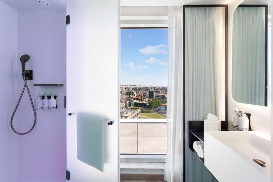 YOTEL PORTO photo 2