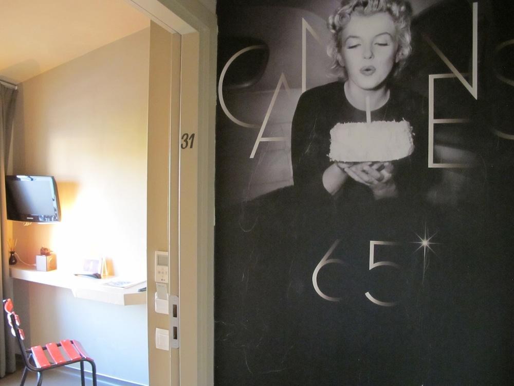 7 Art Hotel Cannes photo 2
