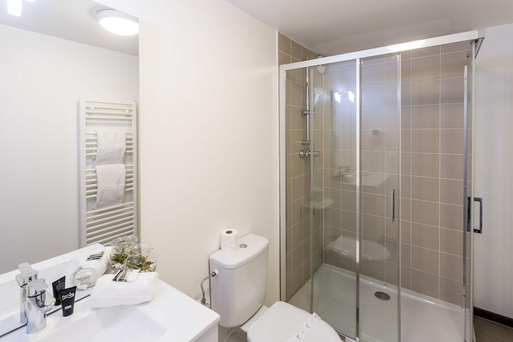 Nemea Appart Hotel Elypseo Strasbourg Port photo 3