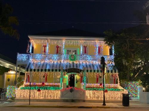 AVALON BED AND BREAKFAST photo 1