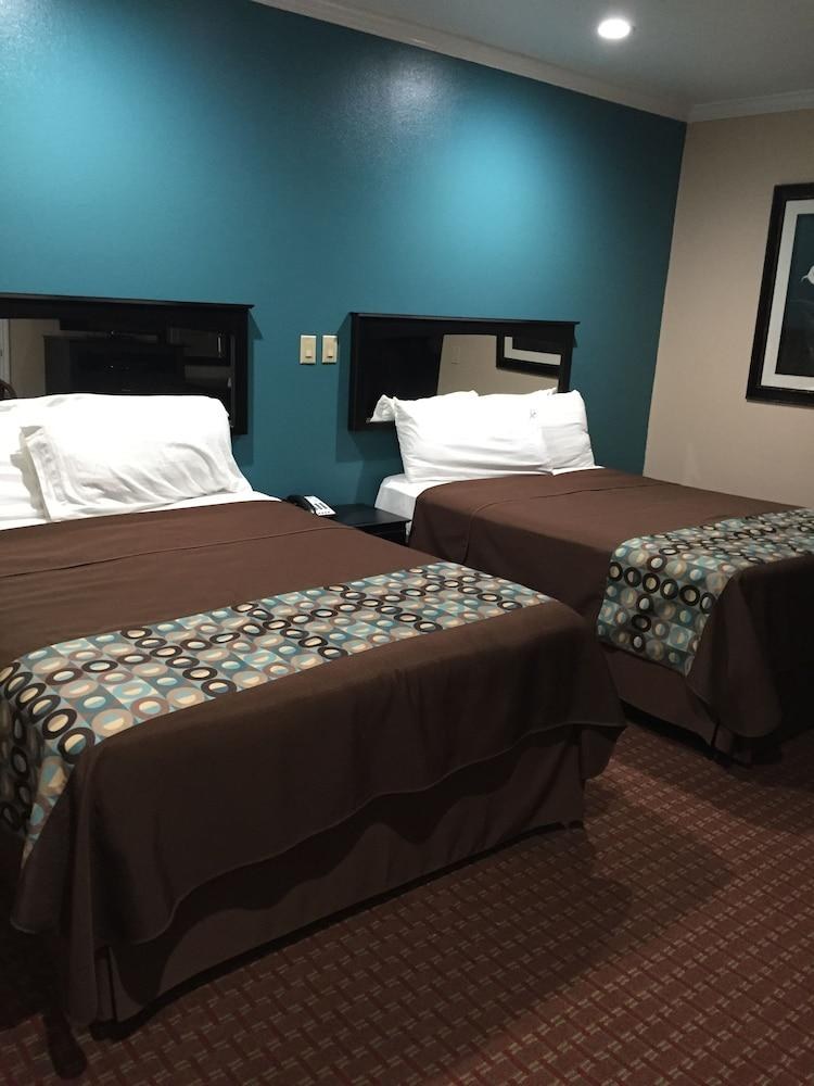 SCOTTISH INNS & SUITES TIMBER CREEK, HOUSTON, TX photo 2