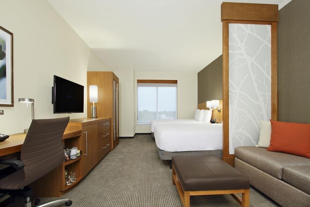 Hyatt Place Houston NW Vintage Park photo 2