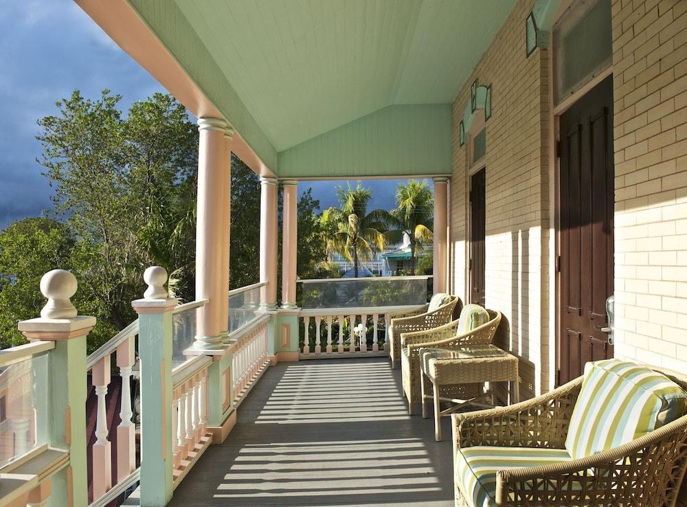 SOUTHERNMOST HOUSE HOTEL photo 1