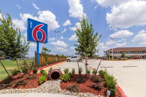 MOTEL 6-HOUSTON, TX - NORTH