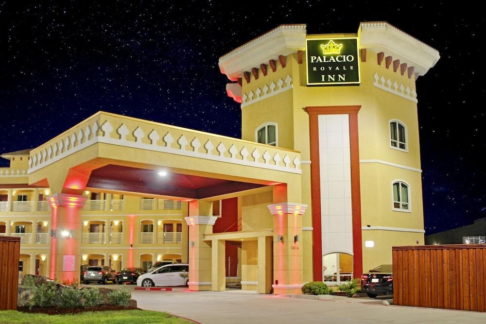 Palacio Royale Houston NW at Beltway 8