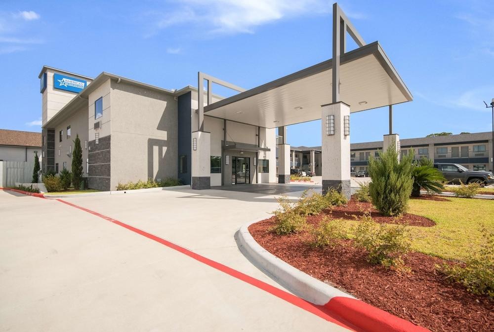 AMERICAS BEST VALUE INN & SUITES NORTHEAST HOUSTON I-610