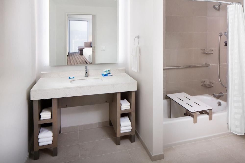 Hyatt House Nashville at Vanderbilt photo 3