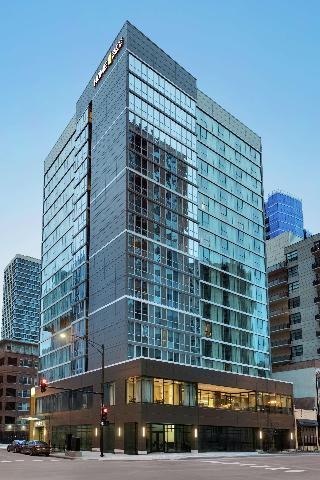 Home2 Suites By Hilton Chicago River North photo 3