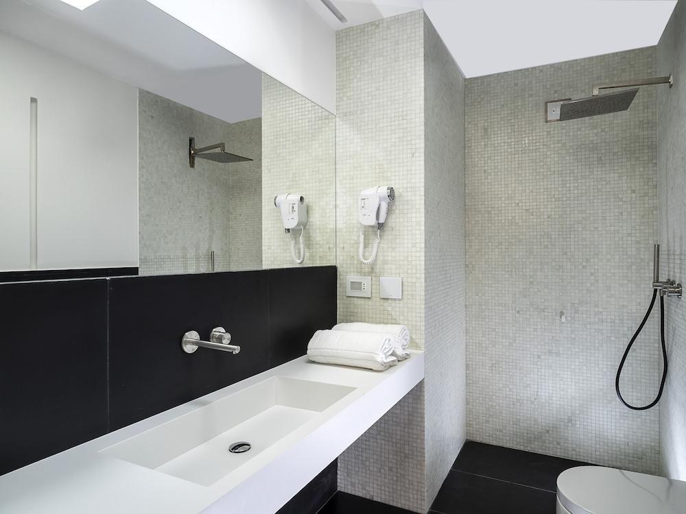 Duomo Suites & Spa photo 3