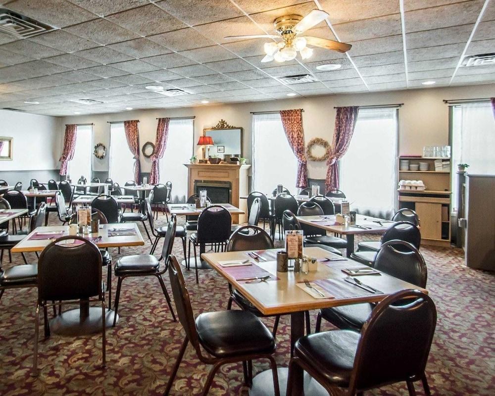 Rodeway Inn Lakeville photo 3