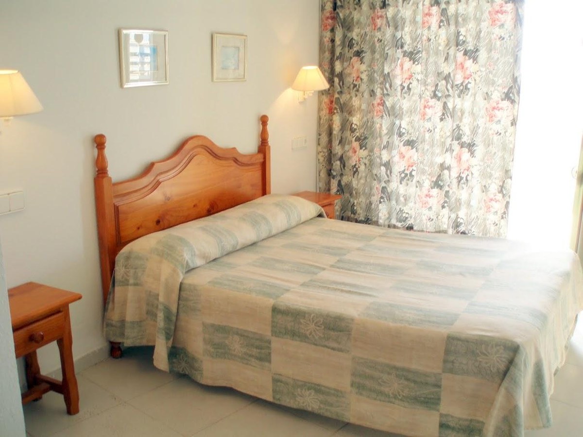 ROYAL RENTALMAR APTS photo 3