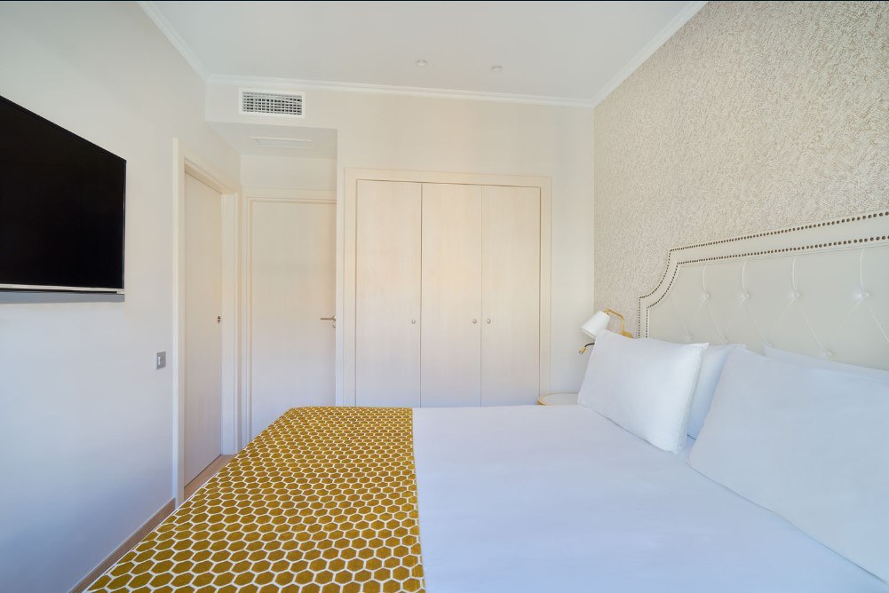 TANDEM SOHO SUITES photo 4