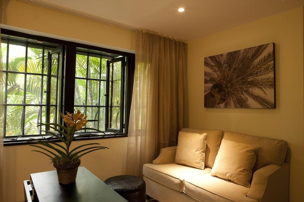 Terra Nova All Suite Hotel photo 2
