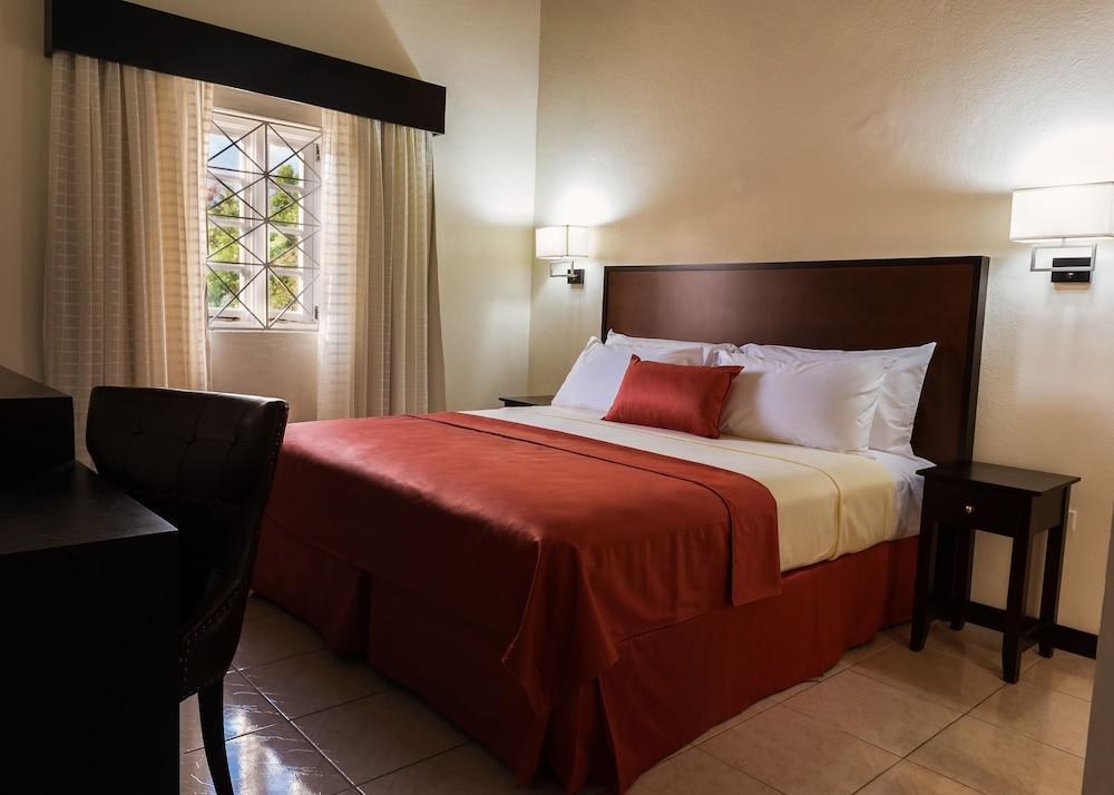 Shirley Retreat Hotel photo 1