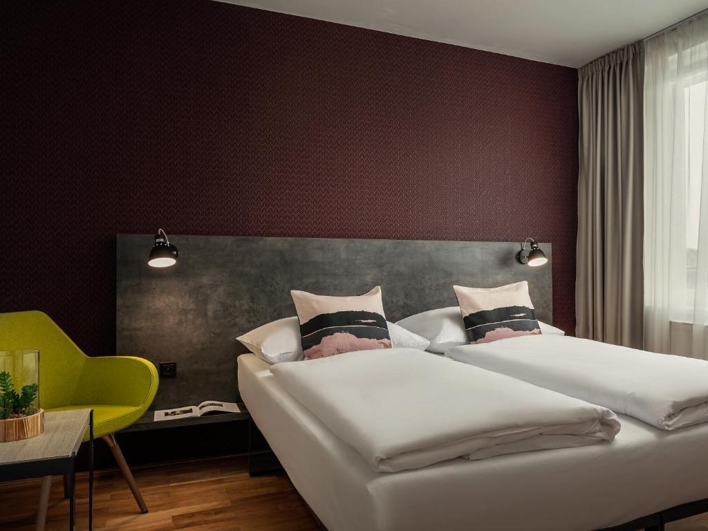 EA ApartHotel Melantrich photo 4
