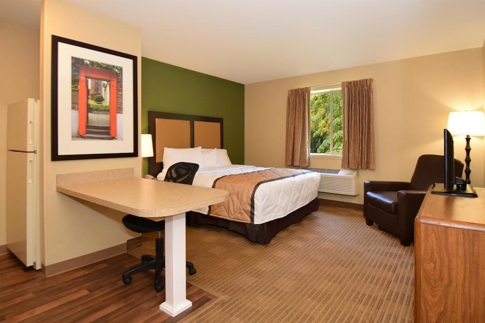 EXTENDED STAY AMERICA-WEST PALM BEACH- NORTHPOINT CORP PARK photo 2