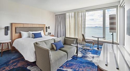SABLE AT NAVY PIER CHICAGO, CURIO COLLECTION BY HILTON photo 1