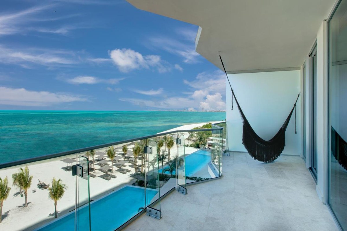 SLS CANCUN photo 2