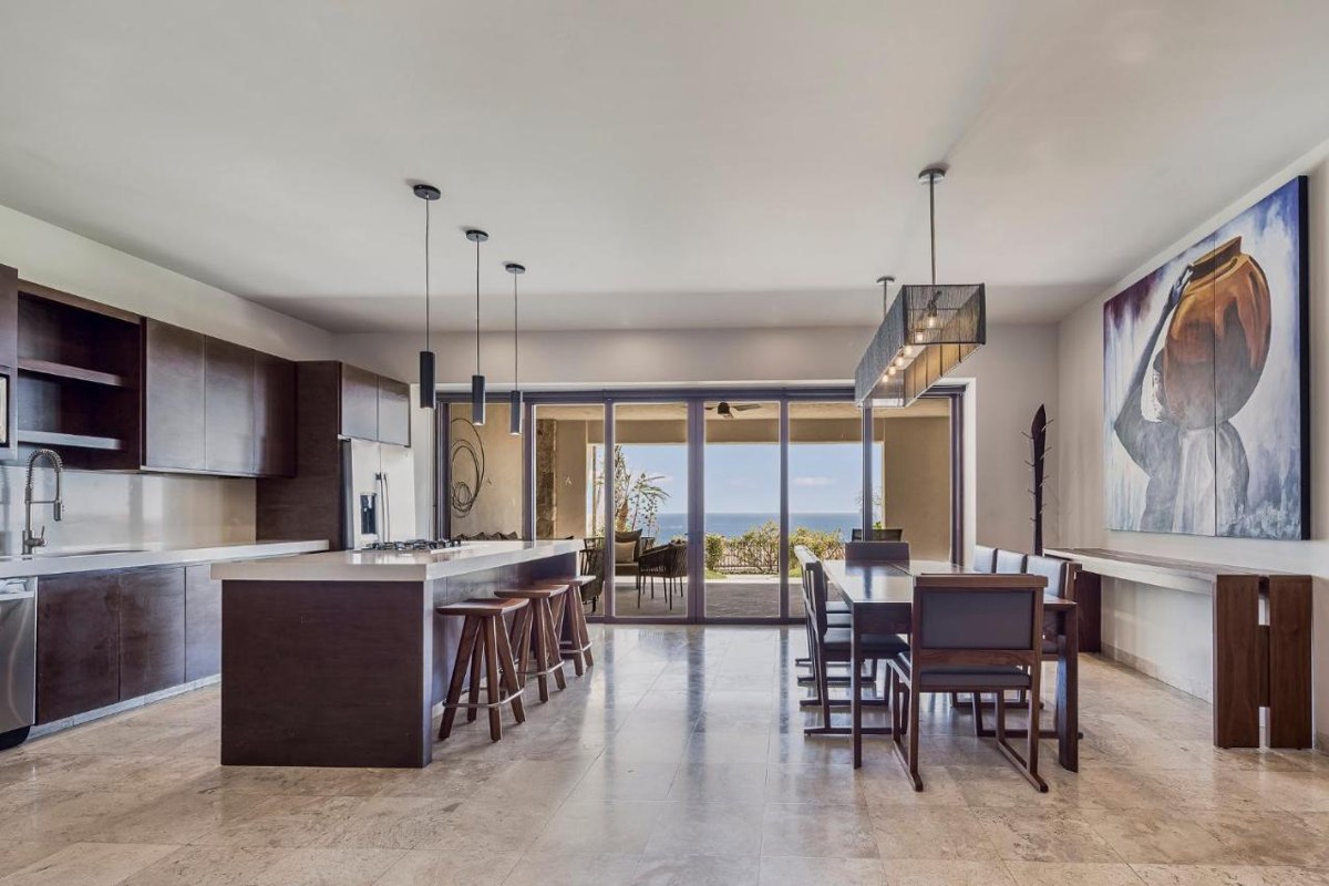 LIVE AQUA PRIVATE RESIDENCES photo 2