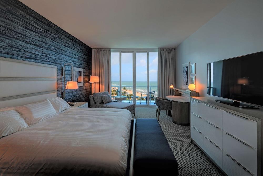 Hotel Maren Fort Lauderdale Beach, Curio Collection by Hilton photo 3