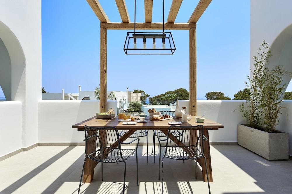 Altera Pars Suites photo 2
