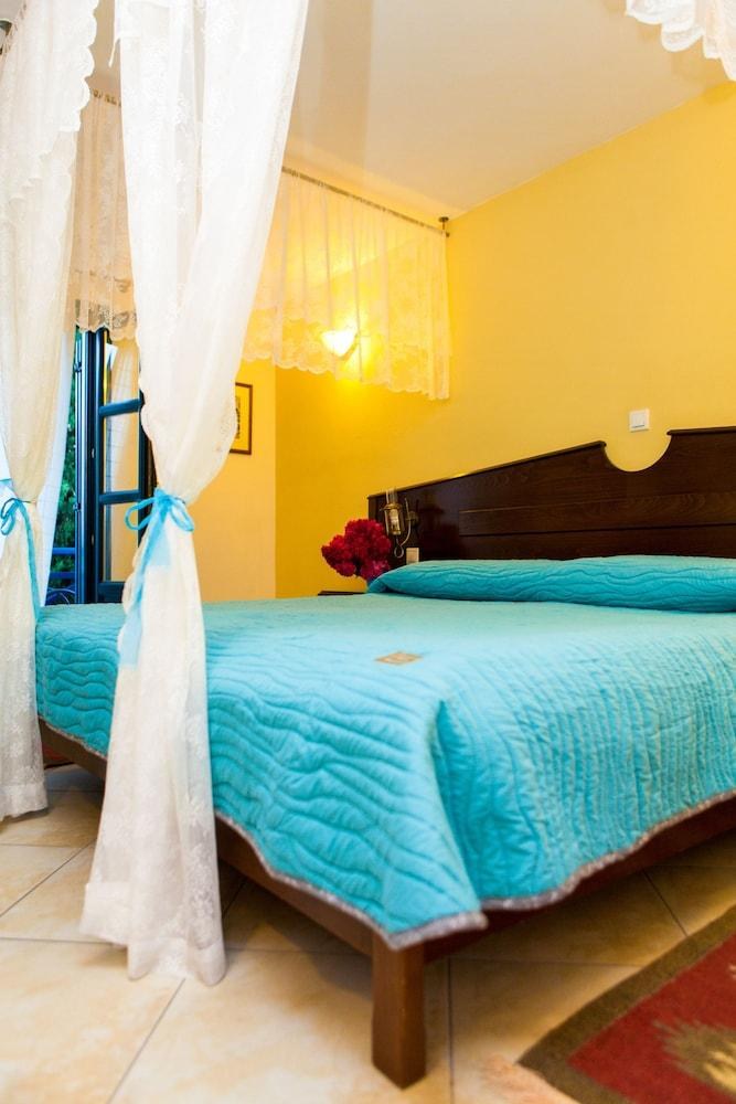 Hotel Kalimera photo 2