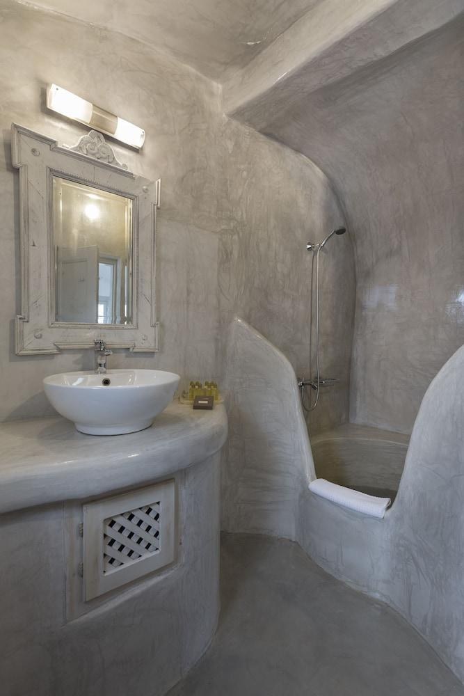 Oia Mare Villas photo 3