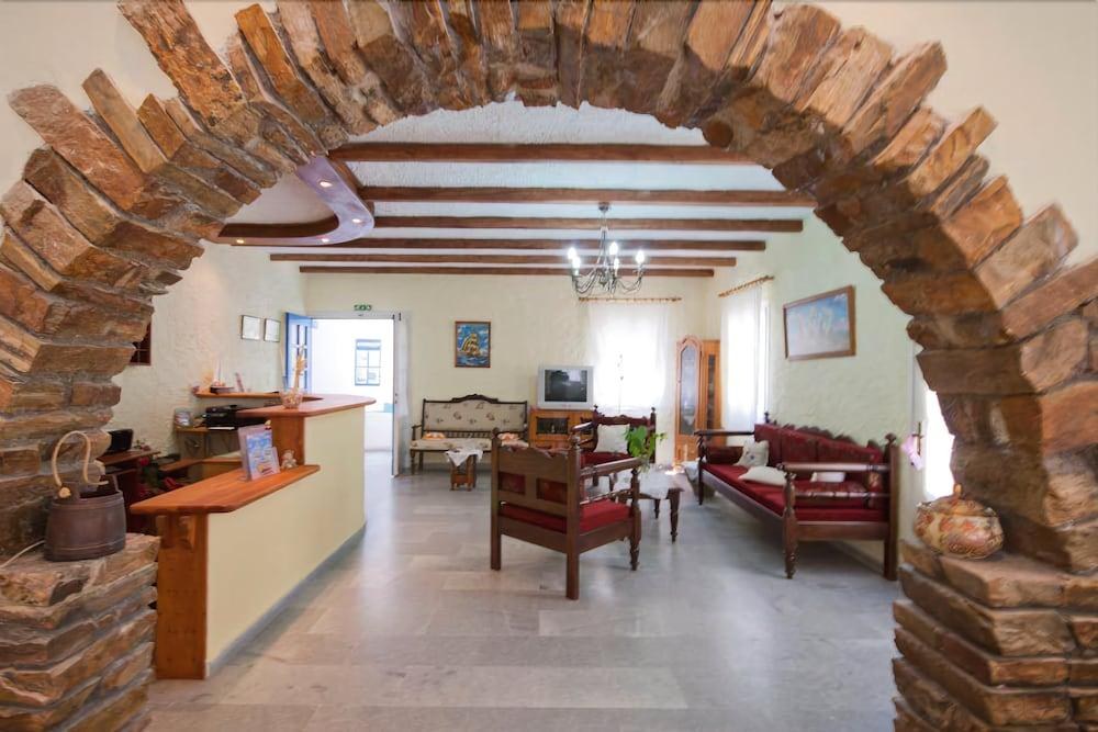 Agia Anna Hotel photo 4