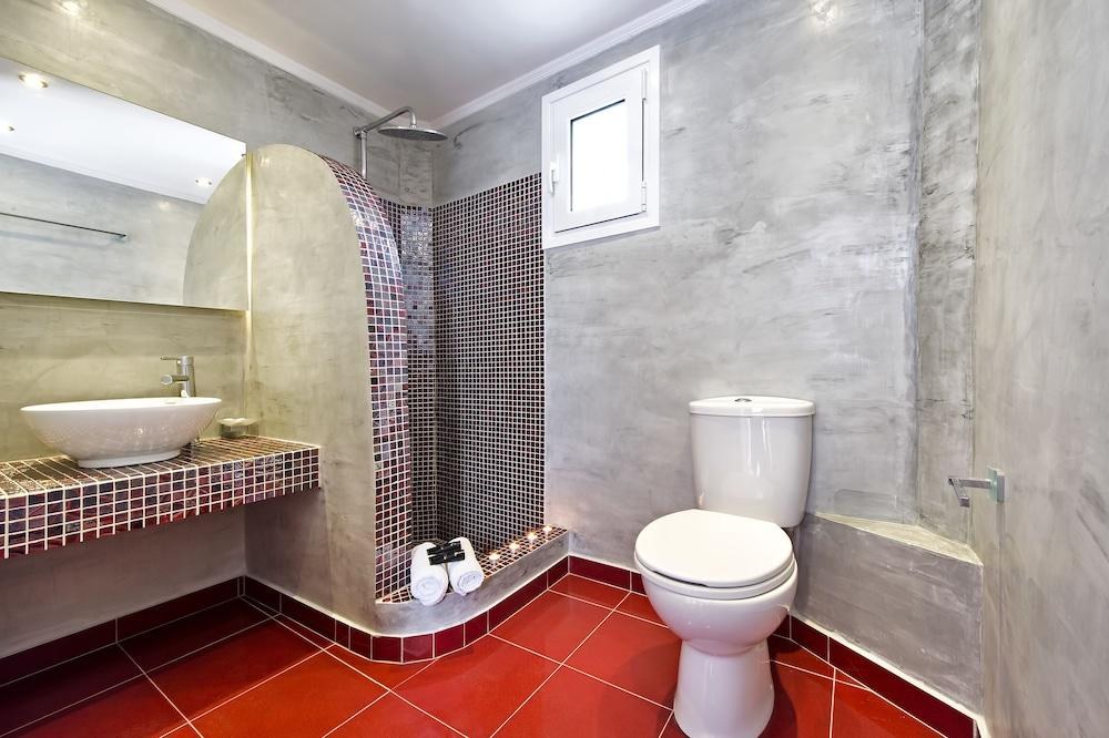 Gianna Suites photo 3