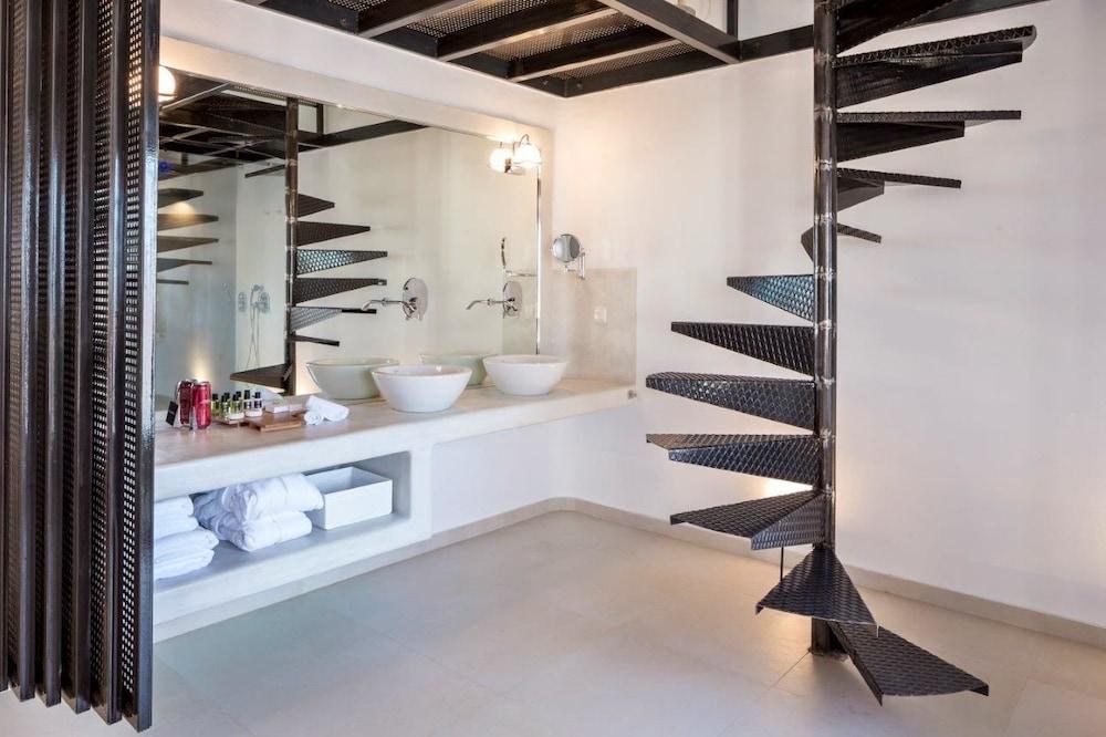 Art Hotel Santorini photo 3