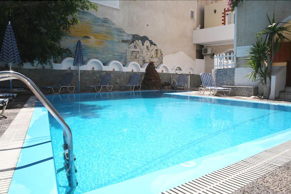 VILLA MARKOS