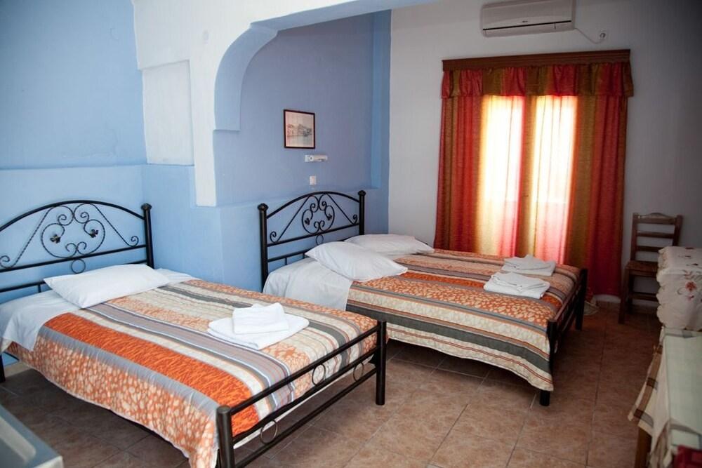 STELLA NOMIKOU APARTMENTS photo 1