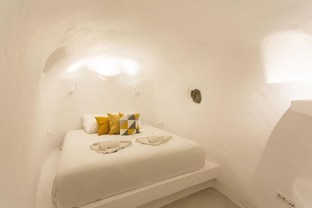 Boutique 88 Fira photo 1