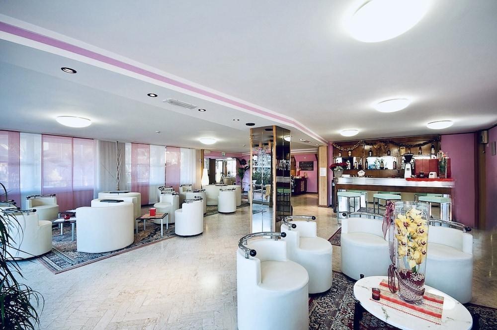 HOTEL NAICA