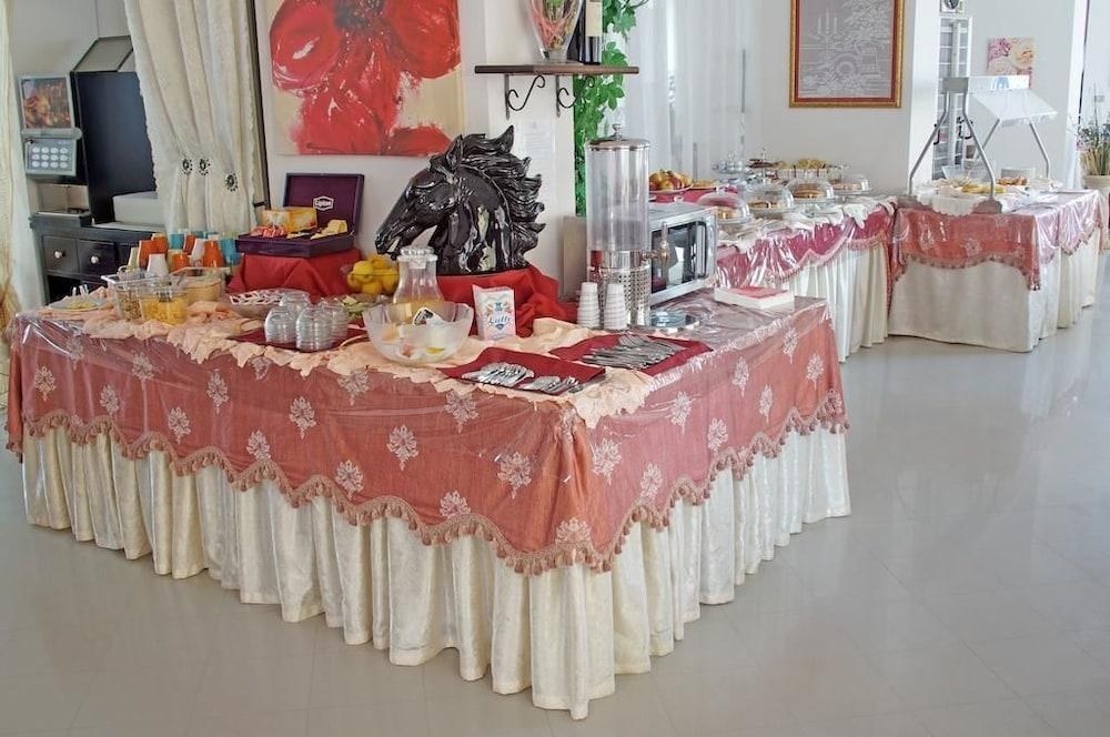 Hotel Paloma photo 4