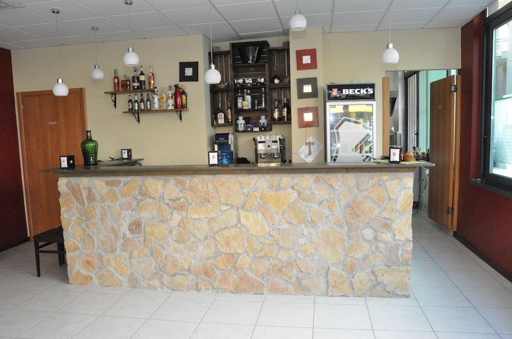RESIDENCE ACQUA SUITE MARINA photo 4