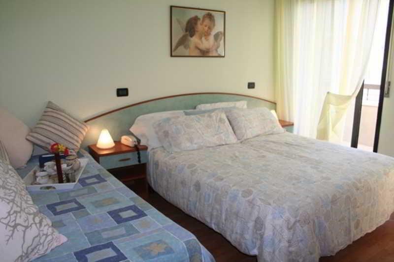 HOTEL BETTY photo 1