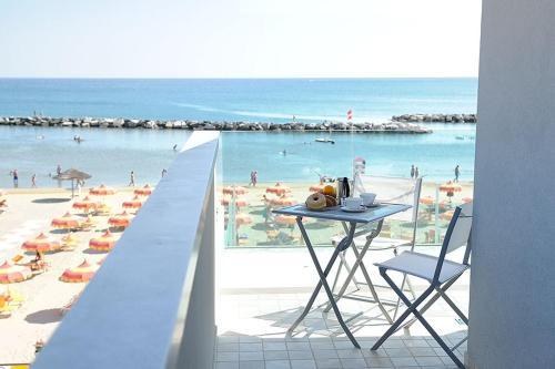 Hotel & Residence Cavalluccio Marino photo 1