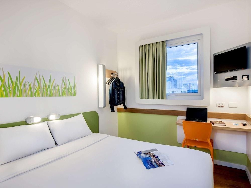 Ibis Budget Porto Alegre photo 1
