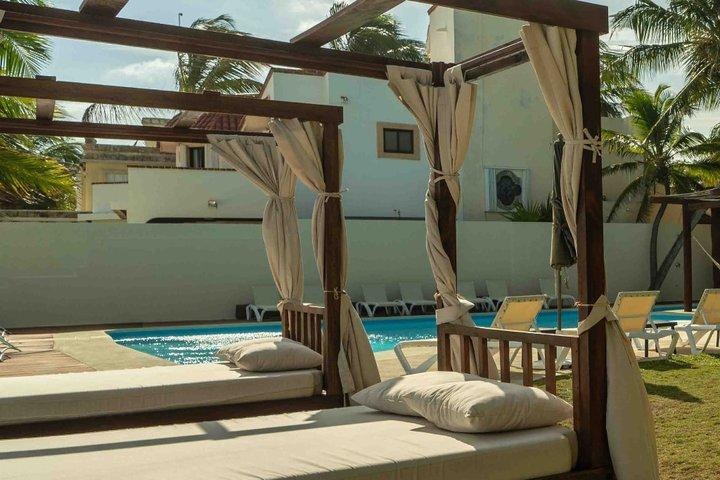 Casa del Puerto by MIJ - Beachfront Hotel photo 4