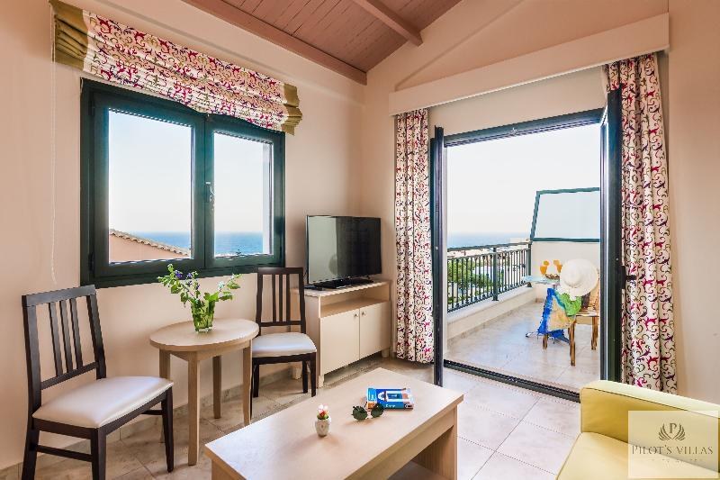 Pilot's Villas Luxury Suites photo 2
