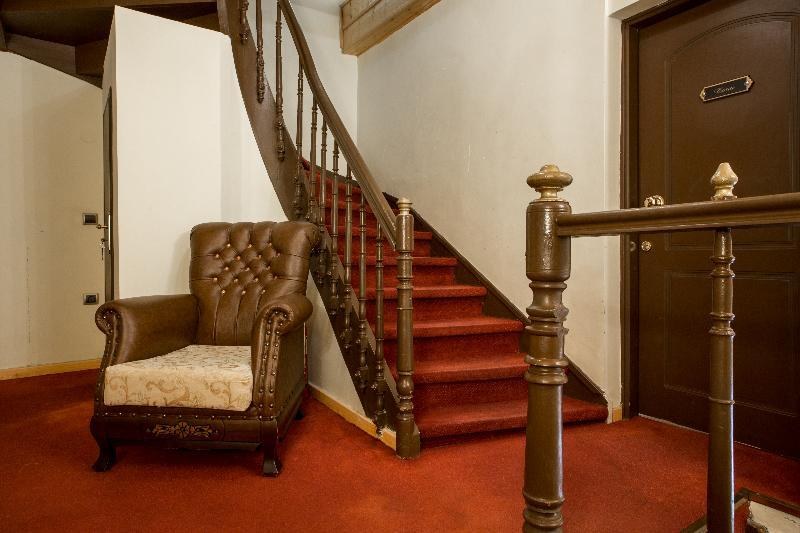 Dias Hotel photo 1