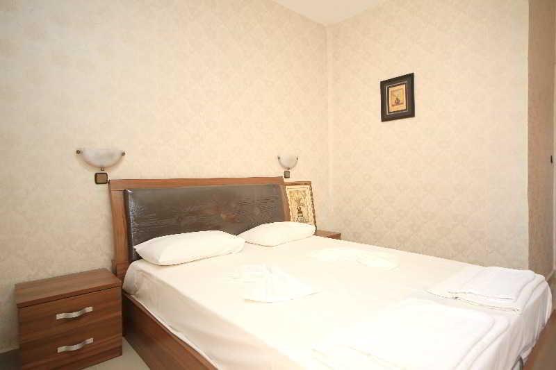 Maria Apts photo 2