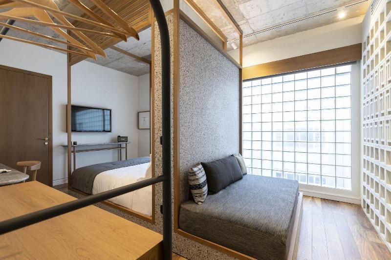 Ergon House photo 4