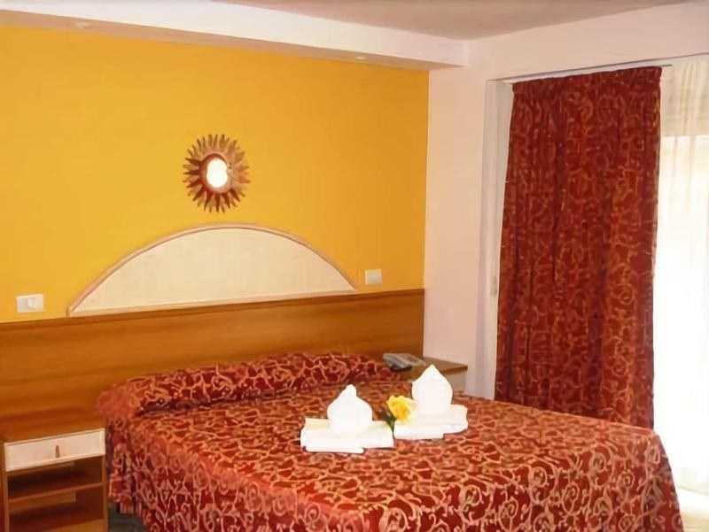 Hotel Bahama photo 3