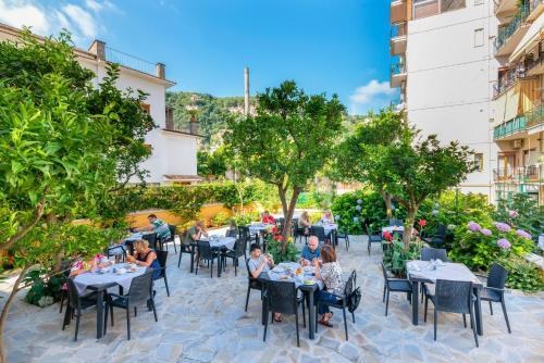 Hotel Leone photo 1