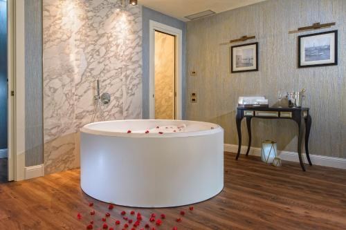 Palazzo Veneziano - Venice Collection photo 3