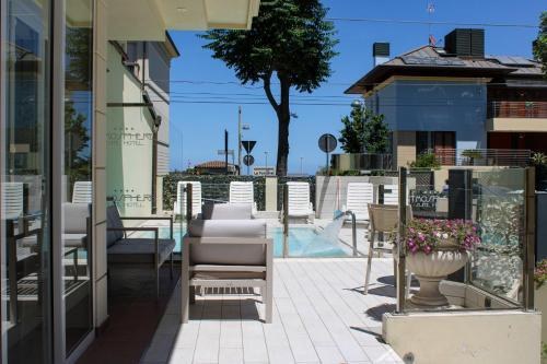 Atmosphere Suite Hotel photo 1
