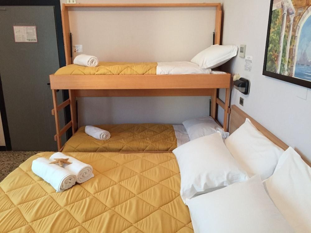 Hotel ABC photo 2